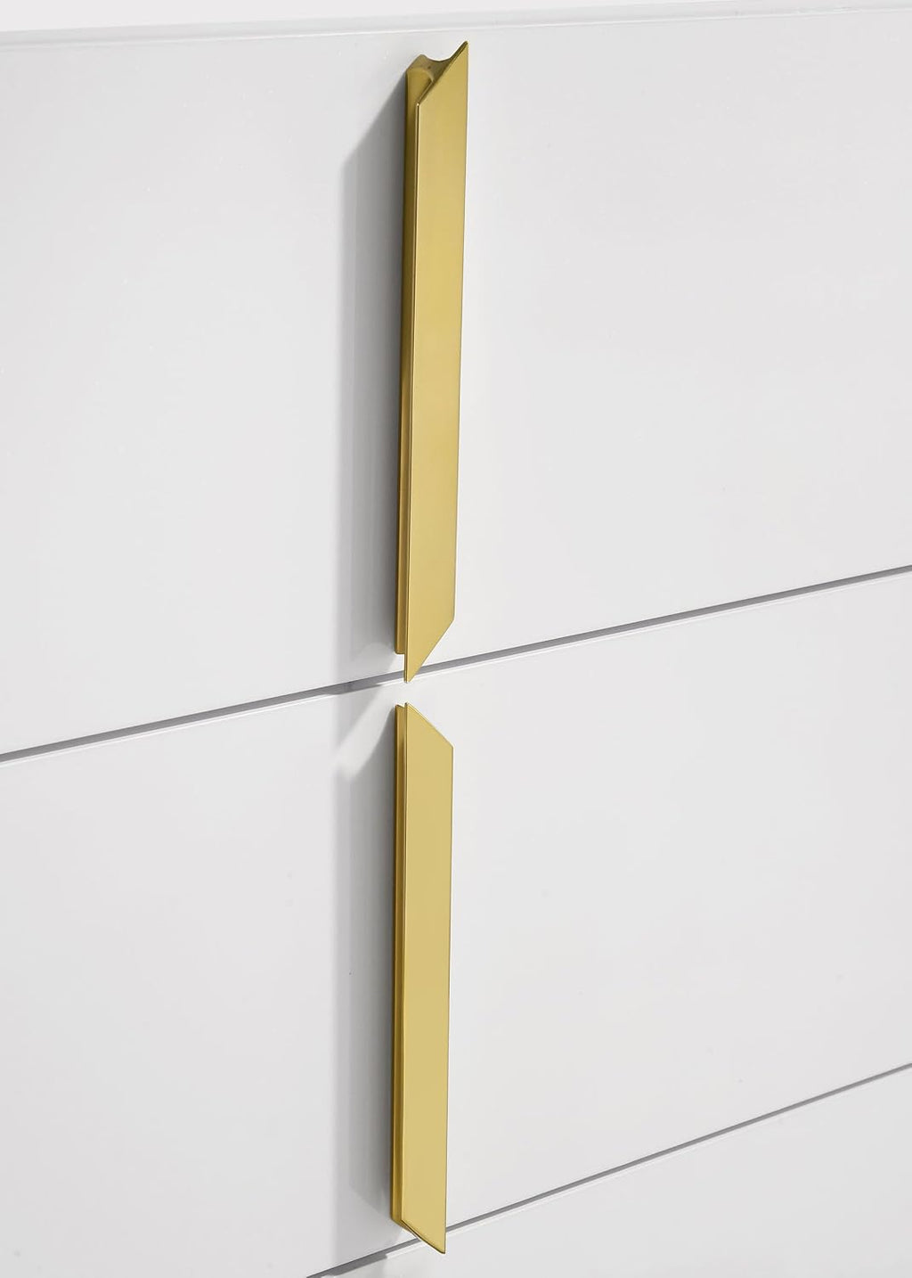 Coaster Home Furnishings - INES - Wood - 6-Drawer Dresser with Scratch-Resistant, Gold Pulls and Contemporary Style - Bedroom - White High Gloss - 223093