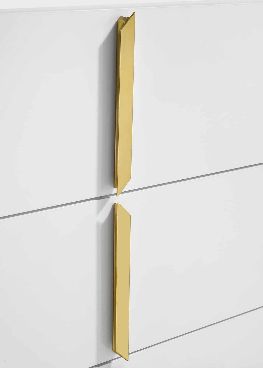 Coaster Home Furnishings - INES - Wood - 6-Drawer Dresser with Scratch-Resistant, Gold Pulls and Contemporary Style - Bedroom - White High Gloss - 223093