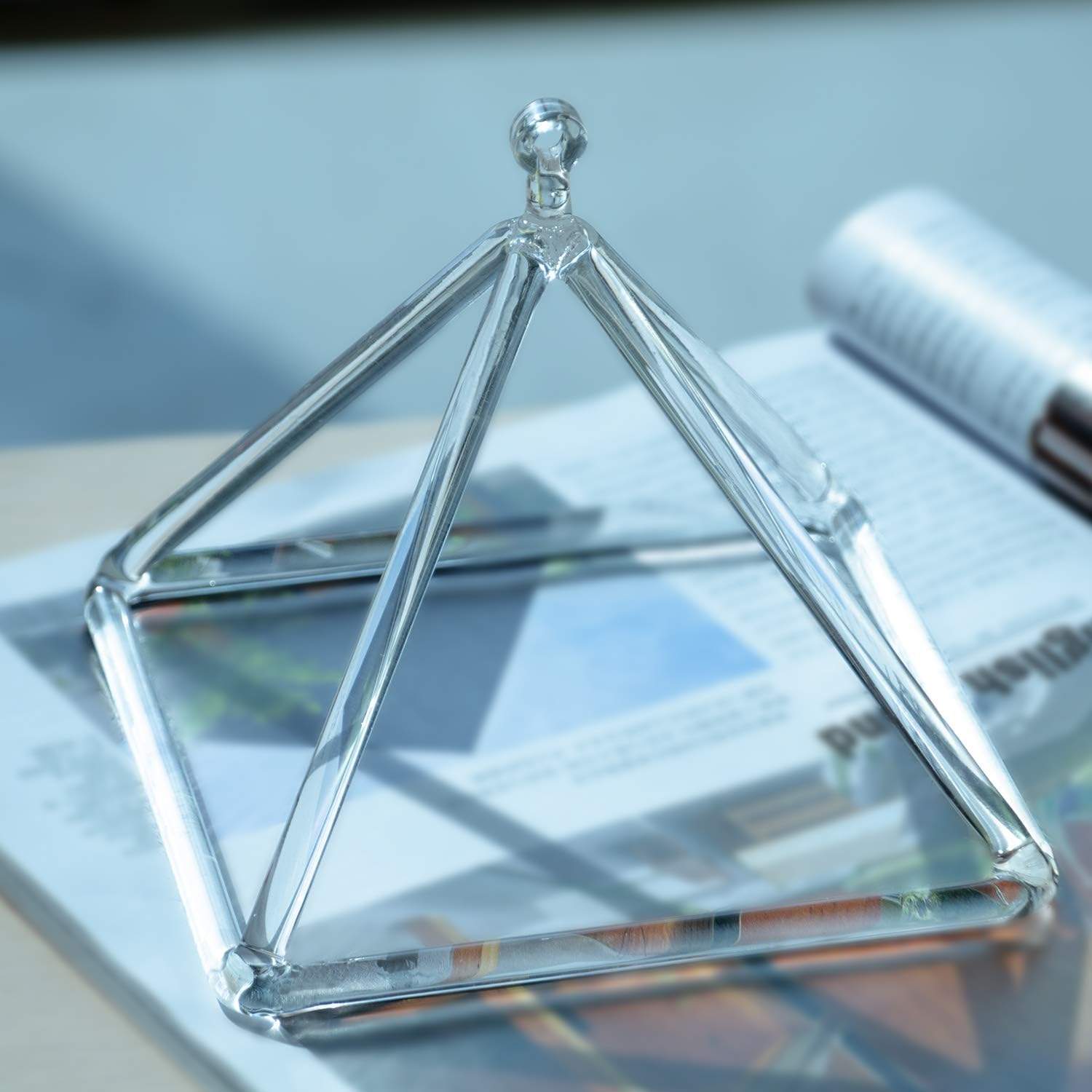 TOPFUND 9 inch Crystal Singing Pyramid with Synthetic Leather Carrying Case and Quartz Suede Mallet