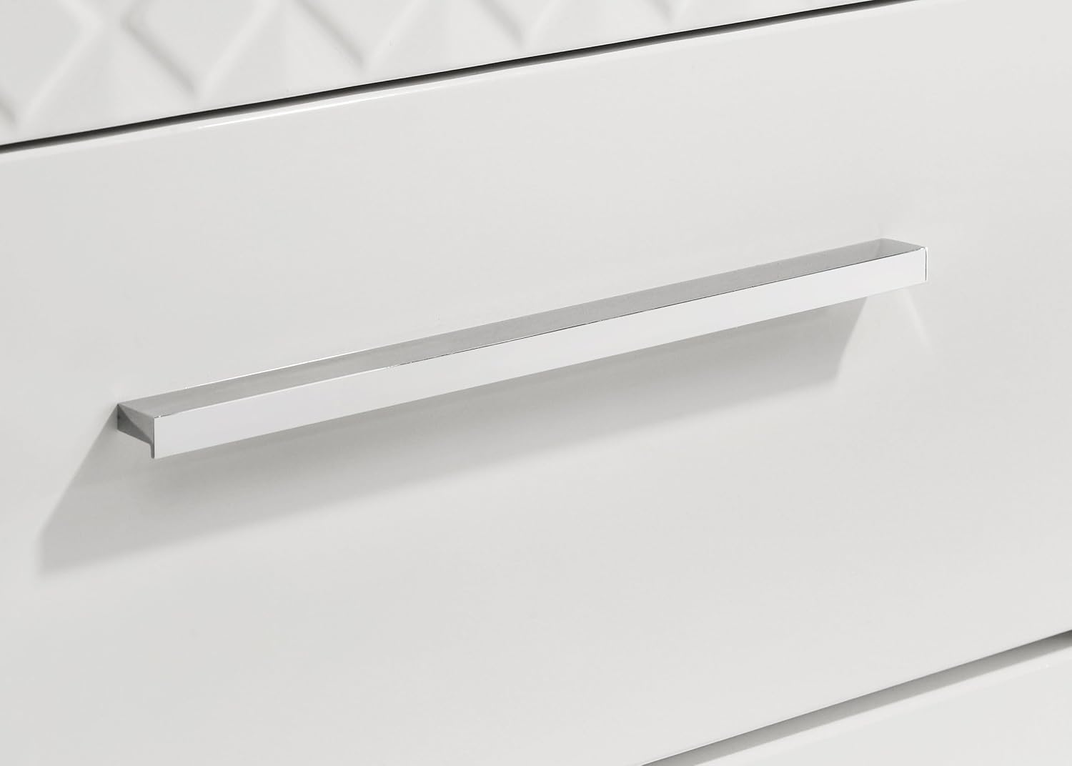 Coaster Home Furnishings - Ives - Wood - 6-Drawer Dresser with Contemporary Style, Tile Emboss, Felt-Lined Top, Metal Handles, Metal Extension Glides - Bedroom - White High Gloss - 224943