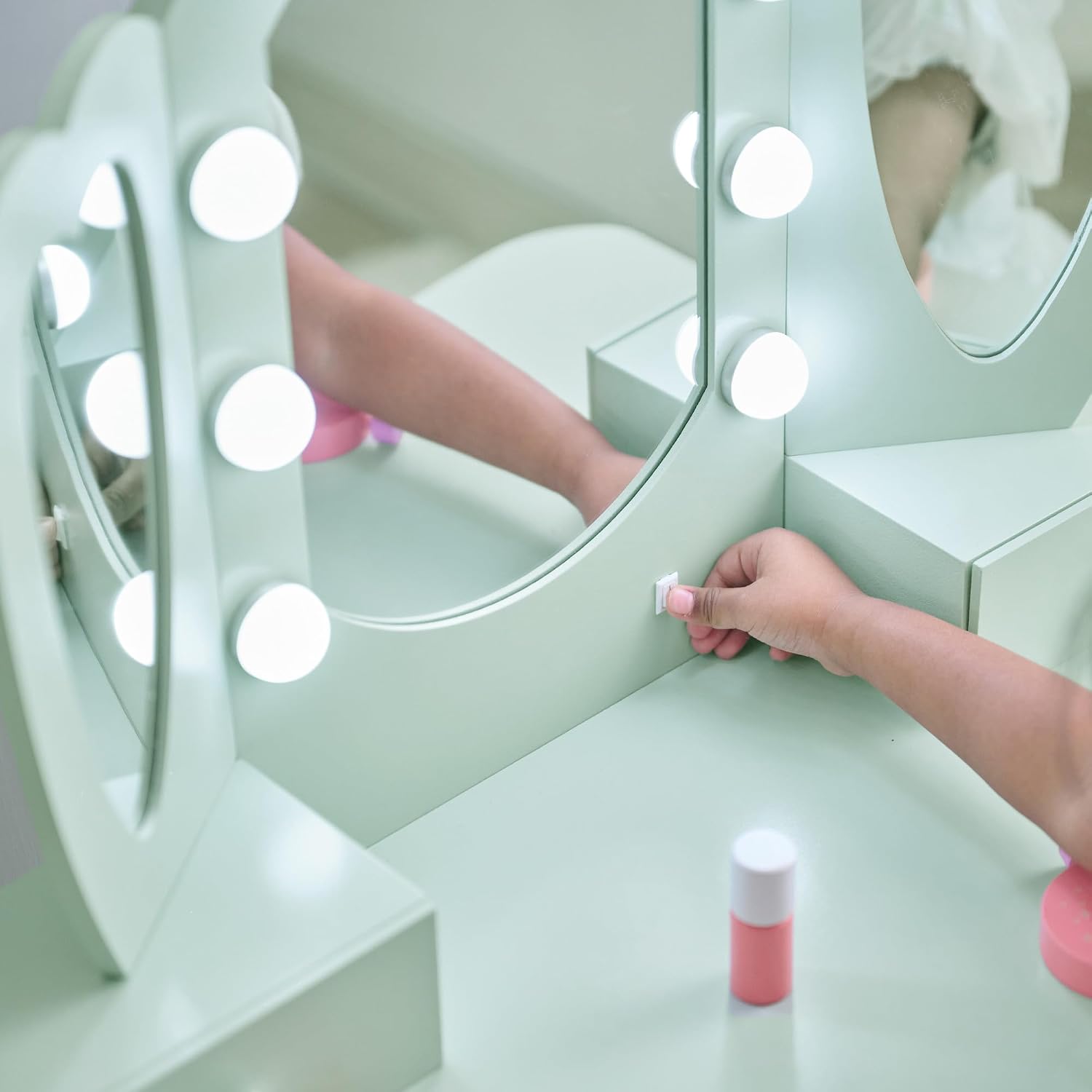 Teamson Kids Heart Glow Makeup Kids Vanity Set with Heart Shape LED Light-Up Mirror, Matching Stool and Storage Drawers, Pretend Makeup Play Table for Toddlers and Girls 3+ Years Old, Sage Green