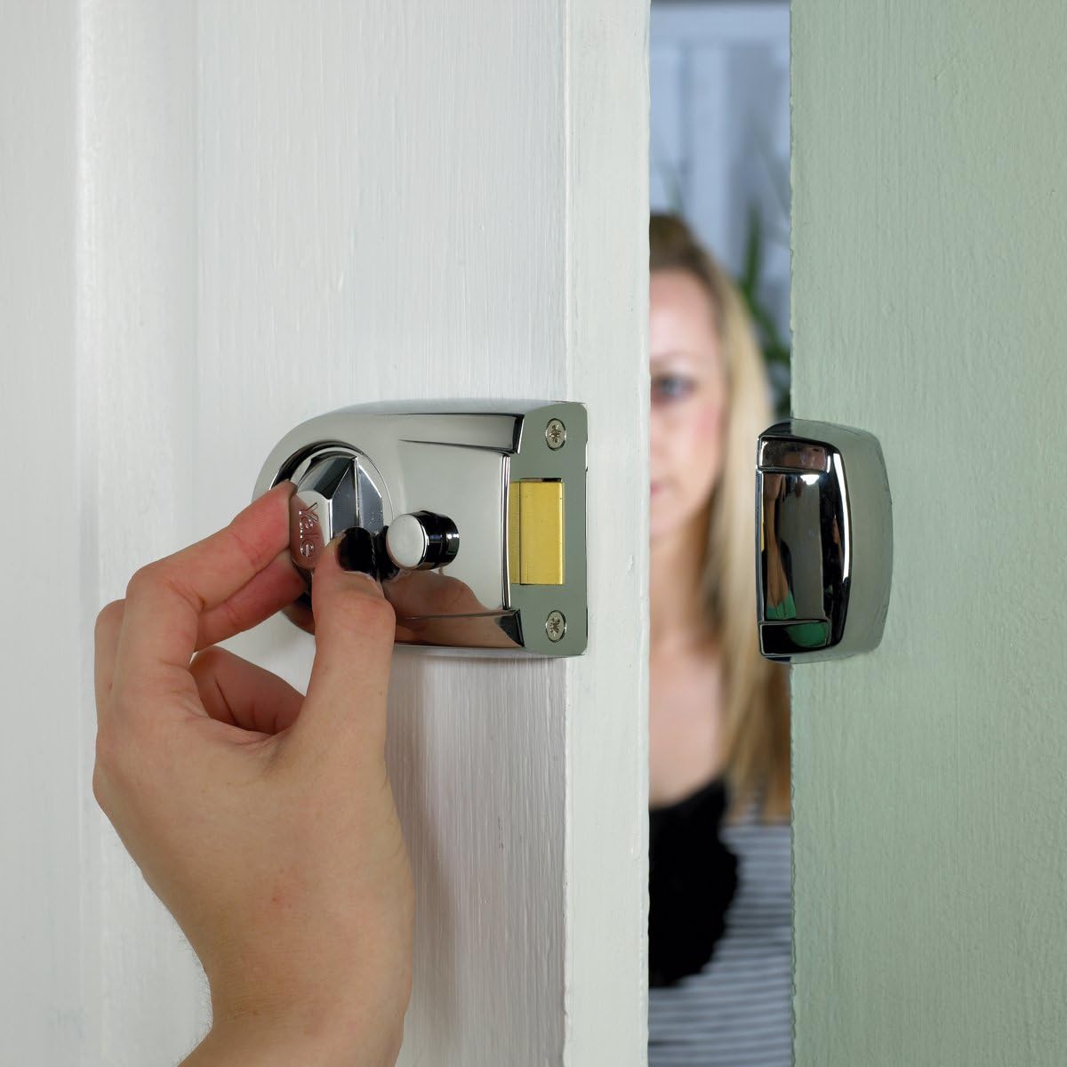Yale P-Y3-SC-SC-60 - Contemporary Nightlatch - 60mm - Satin Chrome Finish - Standard Security