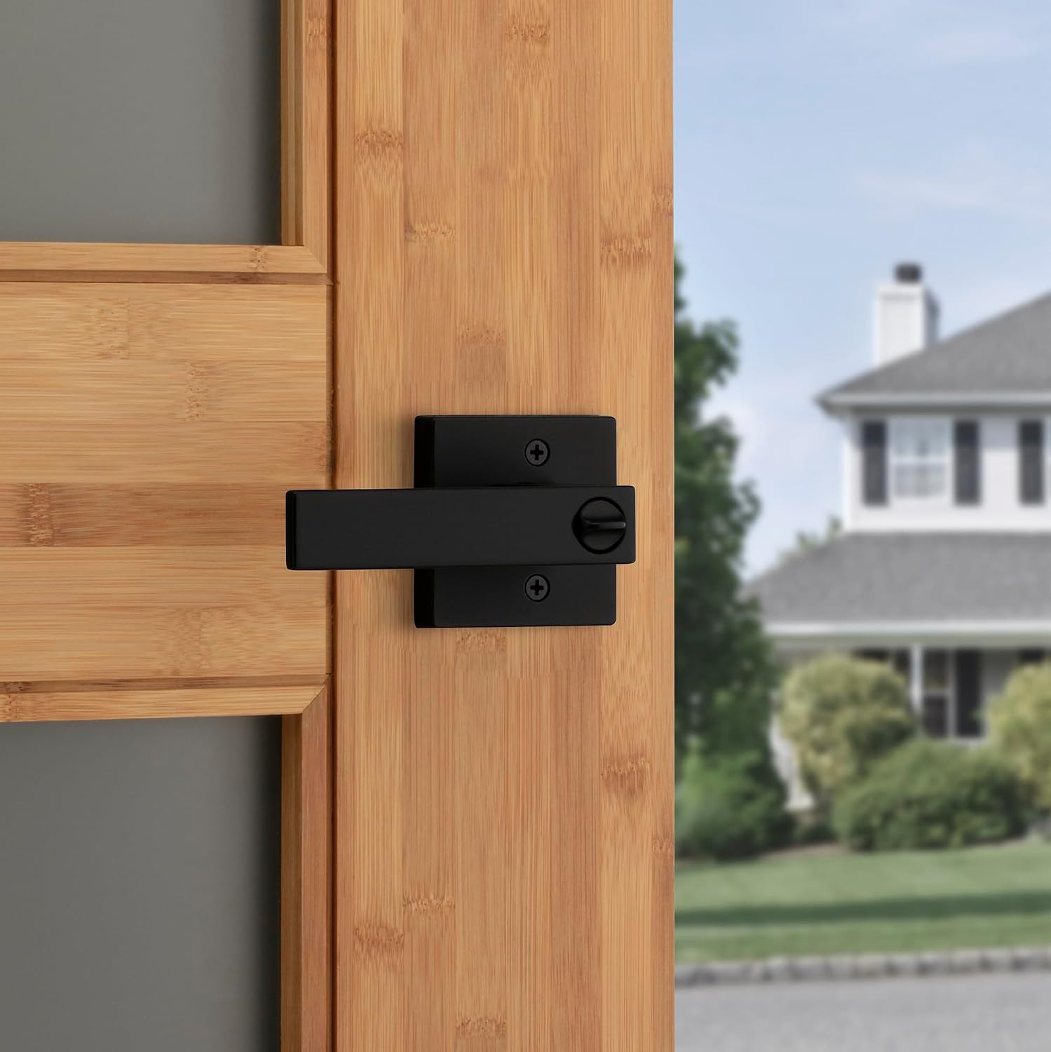 Kwikset Singapore Entry Door Handle with Lock and Key, Secure Keyed Reversible Handle Exterior, for Front Entrance and Bedrooms, Matte Black, Pick Resistant Smartkey Rekey Security, 10 Pack