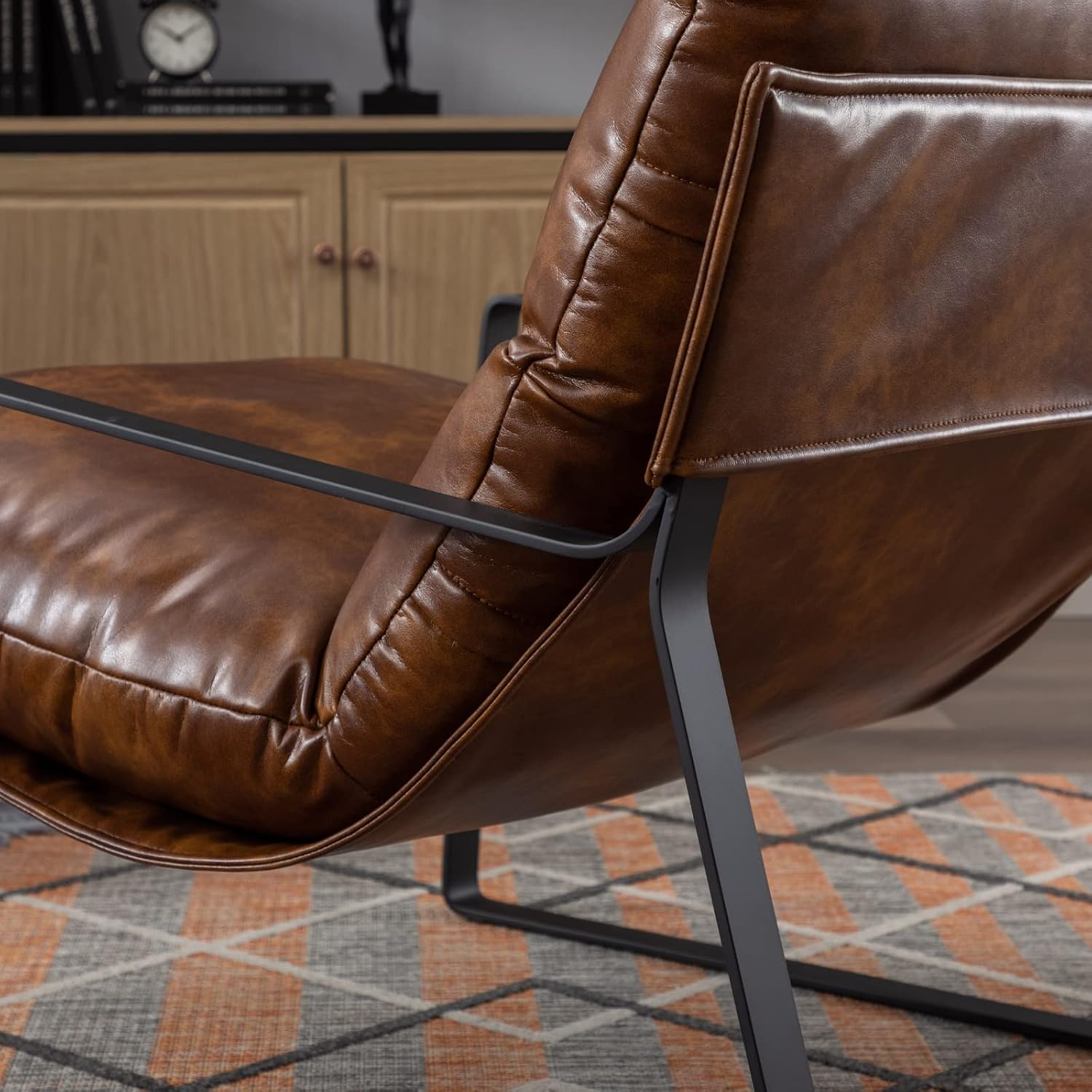 Ya-Home Mid-Century Accent Chair Set of 2, Comfy PU Leather Side Chair with Armrest, Upholstered Leisure Chair with Black Metal Frame for Living Room Bedroom Reception Room, Brown