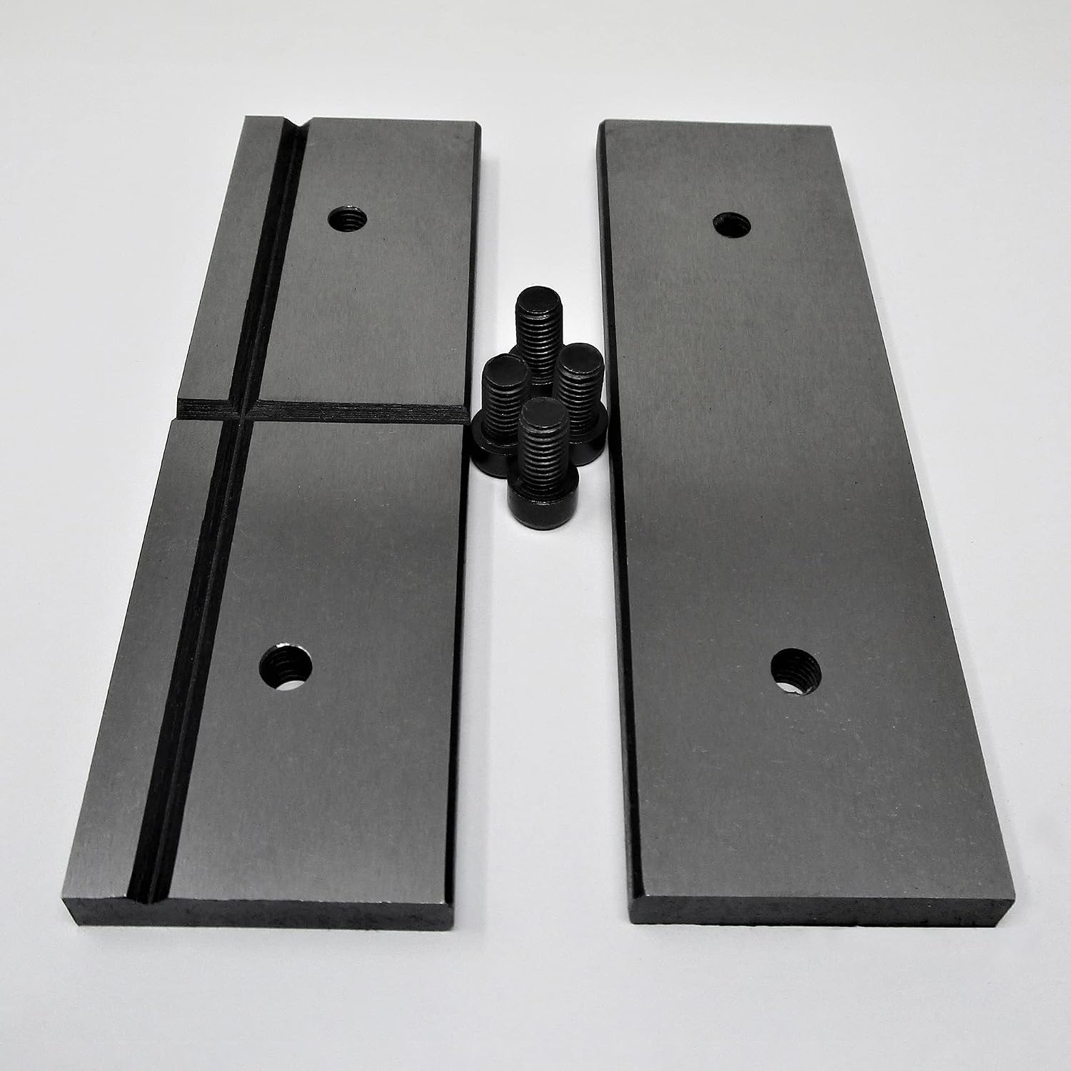 Wilton Cross-Slide Drill Press Vise, 5' Jaw Width & Max Opening, 1-1/2' Jaw Depth (Model CS5)