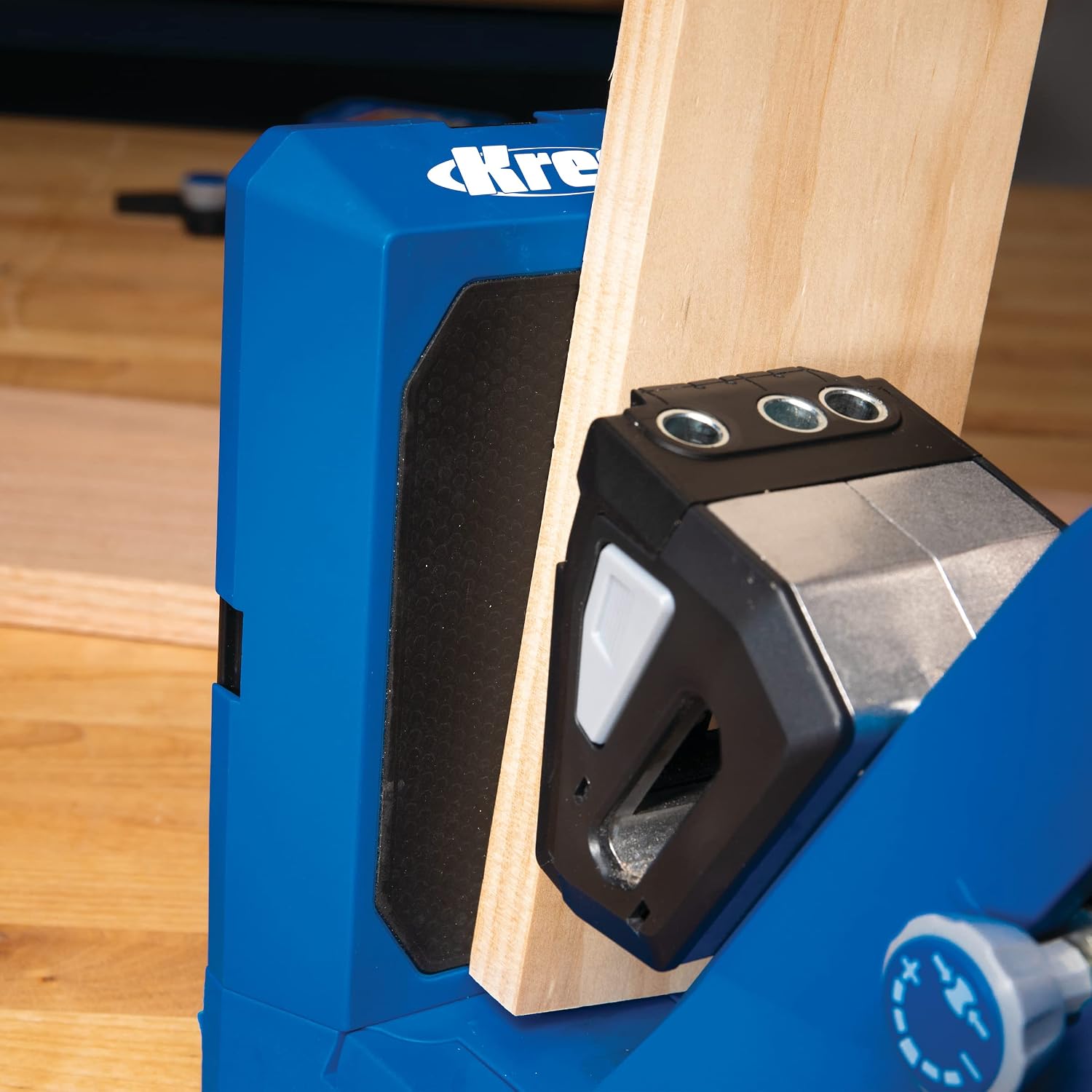Kreg Tool KPHJ720PRO Pocket-Hole Jig 720PRO - Easy Clamping & Adjusting - Includes Durable Kreg Pocket-Hole Screws - For Materials 1/2' to 1 1/2' Thick