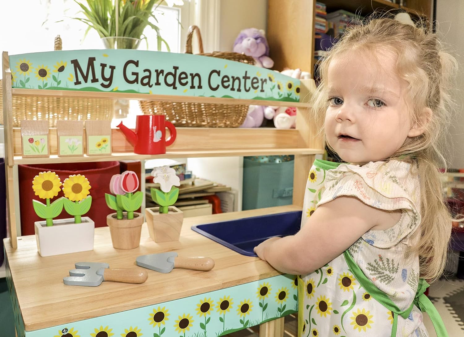 Bloom & Grow Gardening Center Wooden Toy Indoor Playset- 22 Pc Garden Stand Set w Flowers, Seed Packet, Pots Shovel Rake Apron Watering Pot- Interactive Fun Pretend Playtime Activity, Kids Summer Gift