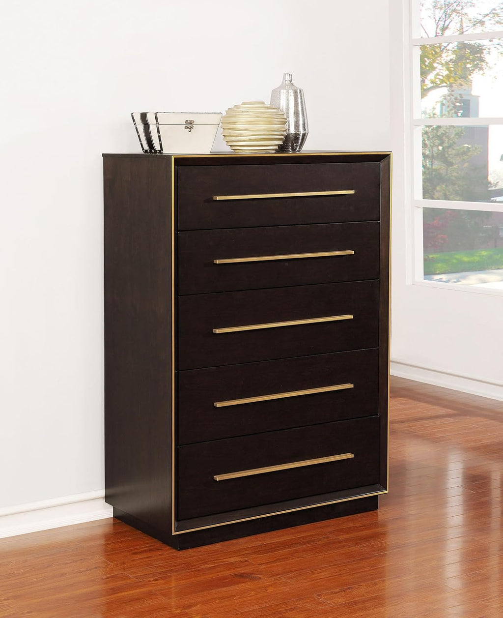 Coaster Home Furnishings - Durango - Wood - 5-Drawer Chest with Gold Accents, Linear Handles and Floating Base - Contemporary - Bedroom - Smoked Peppercorn - 223265