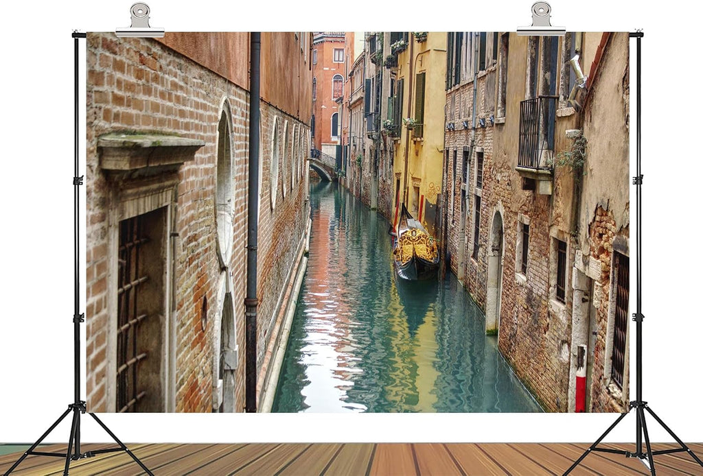 20x10ft Fabric Venice Narrow Canal with Gondola and Historic Buildings Backdrop Historic Cultural Background for Travel Themed Party Decorations Home Wall Hanging Tapestry Photo Booth Props
