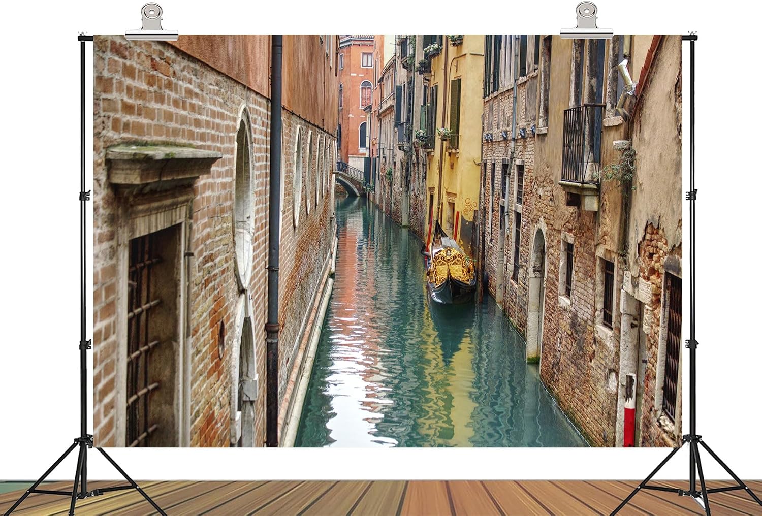 20x10ft Fabric Venice Narrow Canal with Gondola and Historic Buildings Backdrop Historic Cultural Background for Travel Themed Party Decorations Home Wall Hanging Tapestry Photo Booth Props