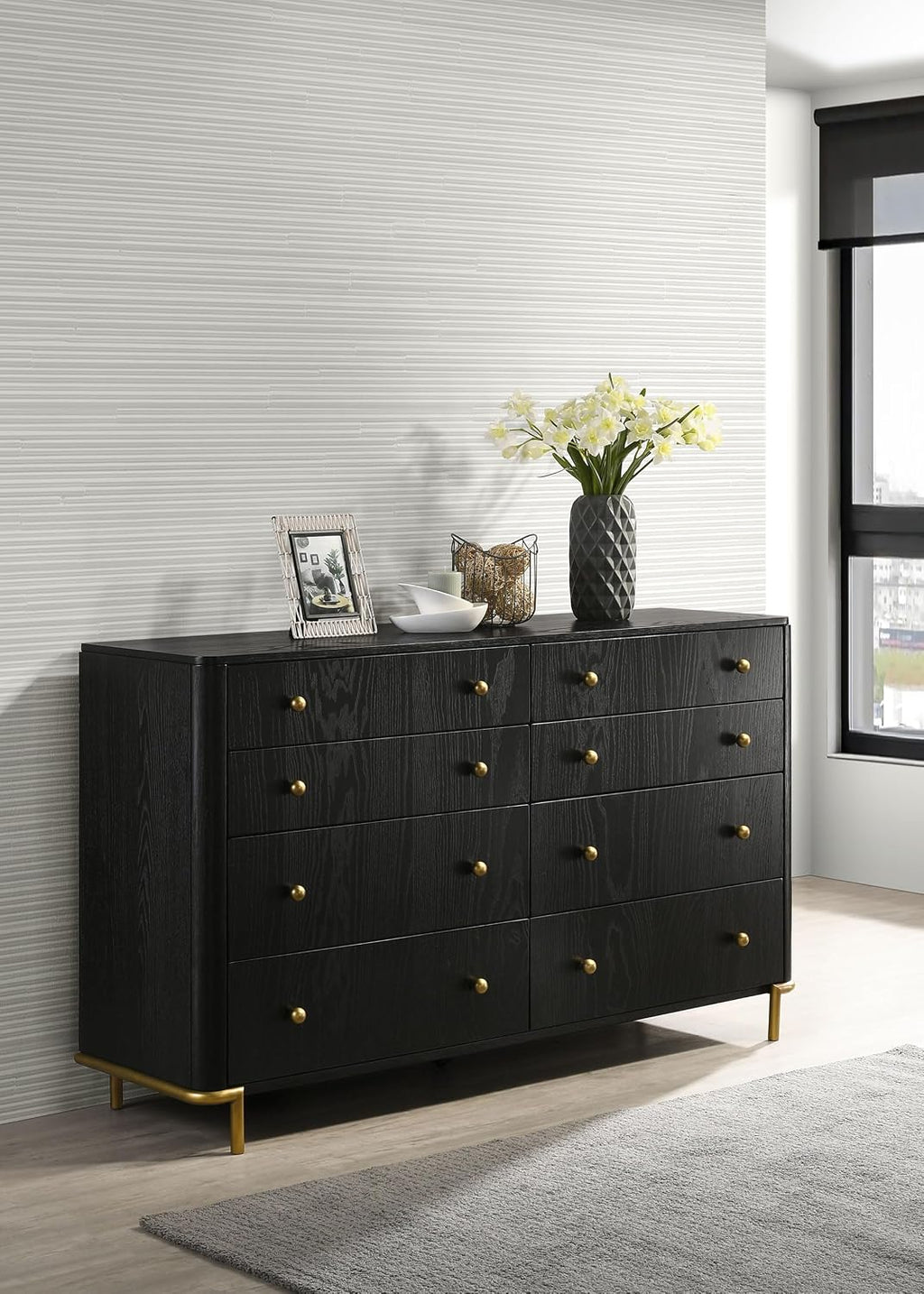 Coaster Home Furnishings - Arini - Wood - 8-Drawer Dresser with Felt-Lined Top, Round Ball Knobs, Metal Glides, Gold Base, Wire-Brushed Details, Coastal Style - Bedroom - Black - 224333