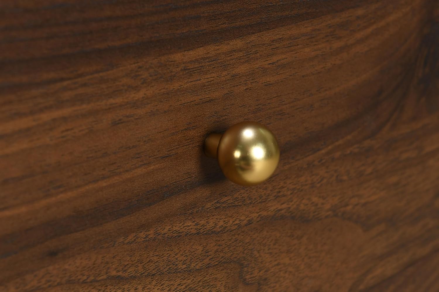 Coaster Home Furnishings - Welsley - Engineered Wood - 6-Drawer Dresser with Gold Round Knobs, Block Legs, Mitered Trim, Transitional Style - Bedroom - Walnut - 223443