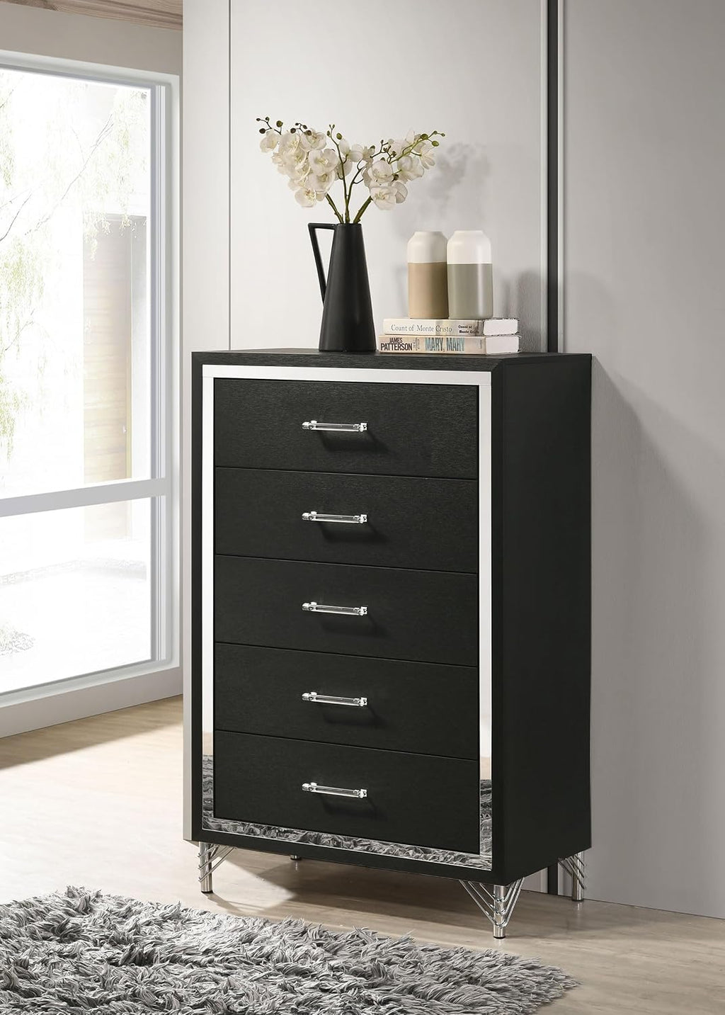 Coaster Home Furnishings - Lucia - Wood & Metal - 5-Drawer Chest with Chrome Trim, Hairpin Legs and Bar Pulls - Modern Classic - Bedroom - Black - 224995