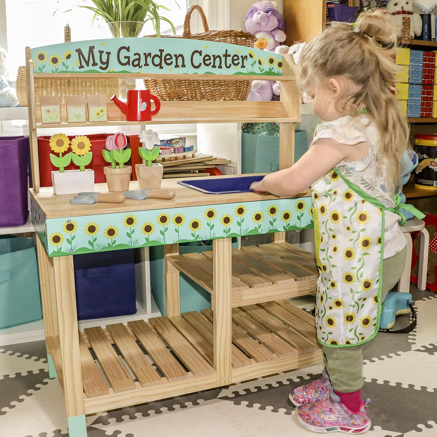 Bloom & Grow Gardening Center Wooden Toy Indoor Playset- 22 Pc Garden Stand Set w Flowers, Seed Packet, Pots Shovel Rake Apron Watering Pot- Interactive Fun Pretend Playtime Activity, Kids Summer Gift