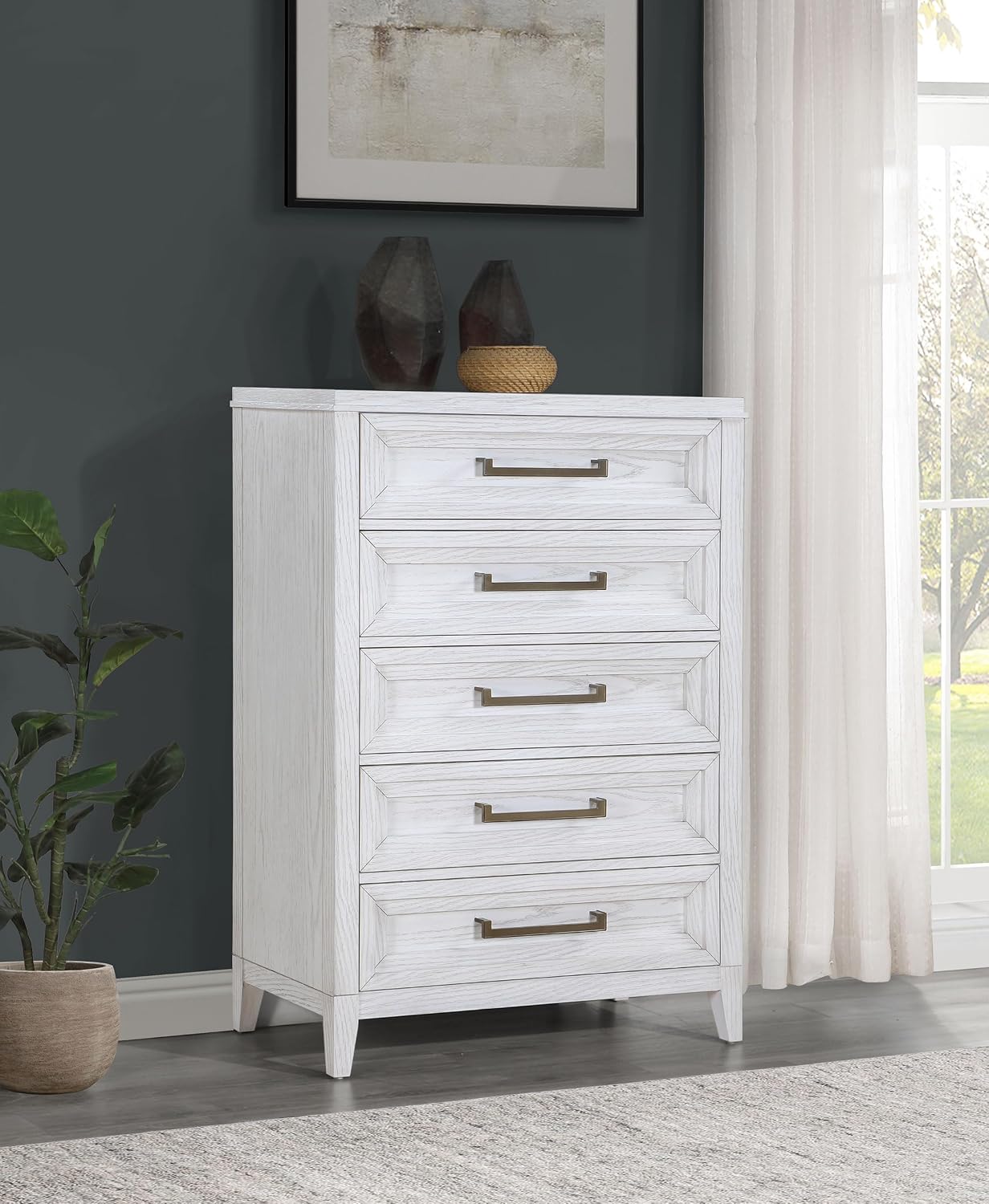 Coaster Home Furnishings - Marielle - Wood - 5-Drawer Chest with Antique Brass-Toned Bar Pulls and Tapered Legs - Transitional - Bedroom - Distressed White - 224845
