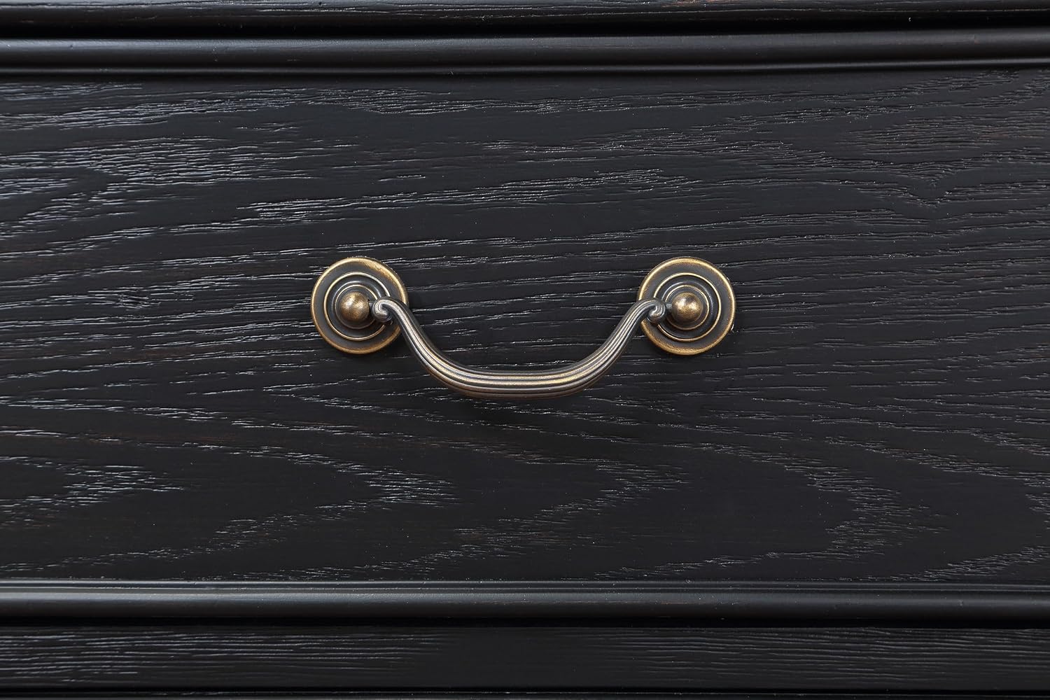Coaster Home Furnishings Celina Traditional Wood 5-Drawer Bedroom Chest of Drawers Chiffonier Clothing Storage Cabinet Bedroom Armoire Tall Dresser Organizer Unit Black 224765