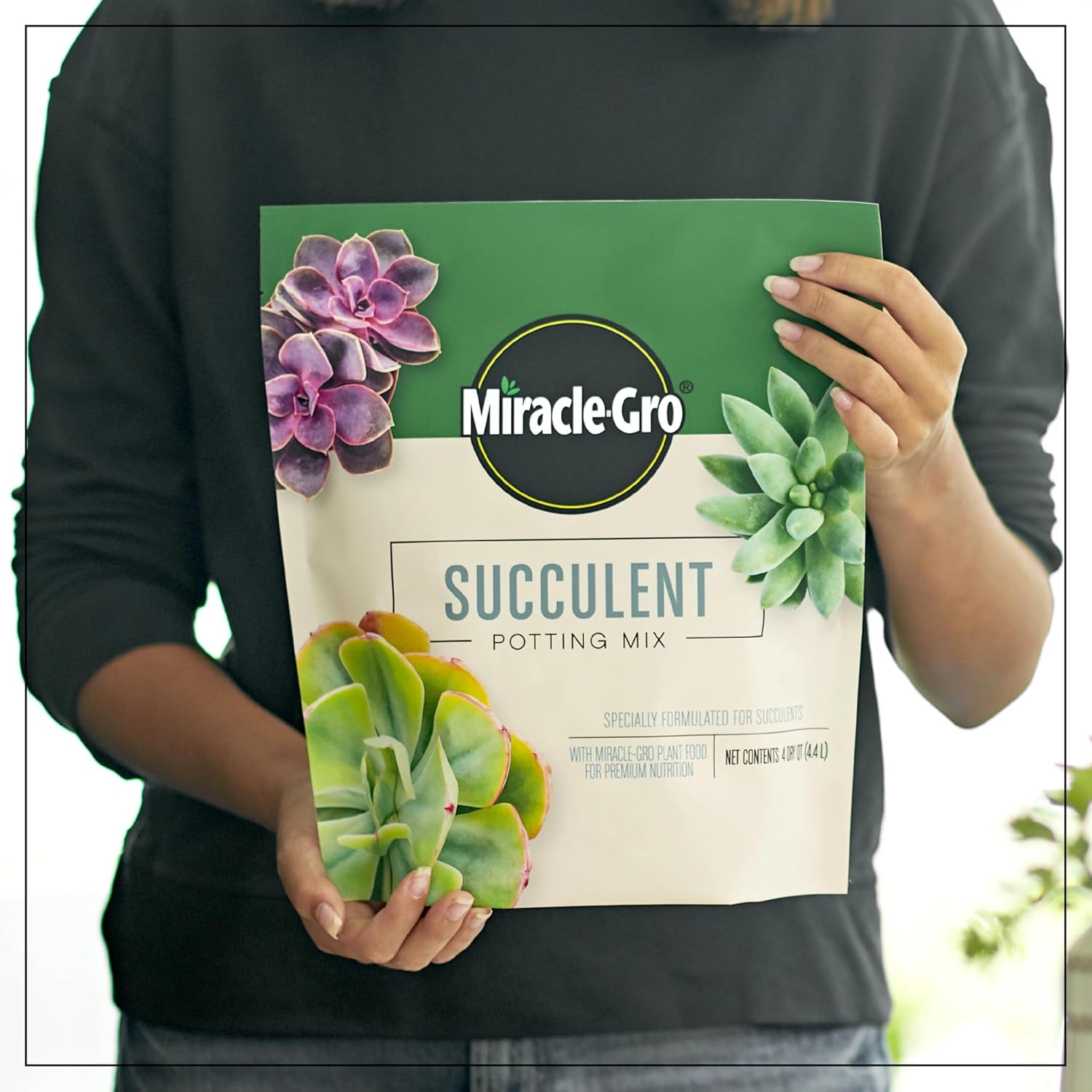Miracle-Gro Succulent Potting Mix - Potting Soil Mix for Indoor Succulents, Aloe Vera and More, Made with Miracle-Gro Plant Food, 4 qt. (Pack of 10)