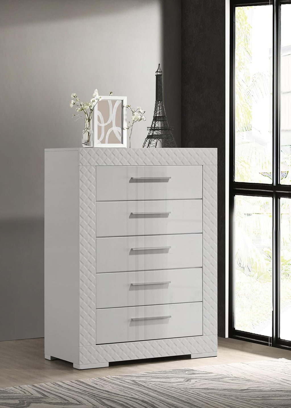 Coaster Home Furnishings - Ives - Wood - 5-Drawer Chest with 3-Dimensional Diamond Tile, Felt-Lined Top Drawer and Metal Glides - Contemporary - Bedroom - White High Gloss - 224945