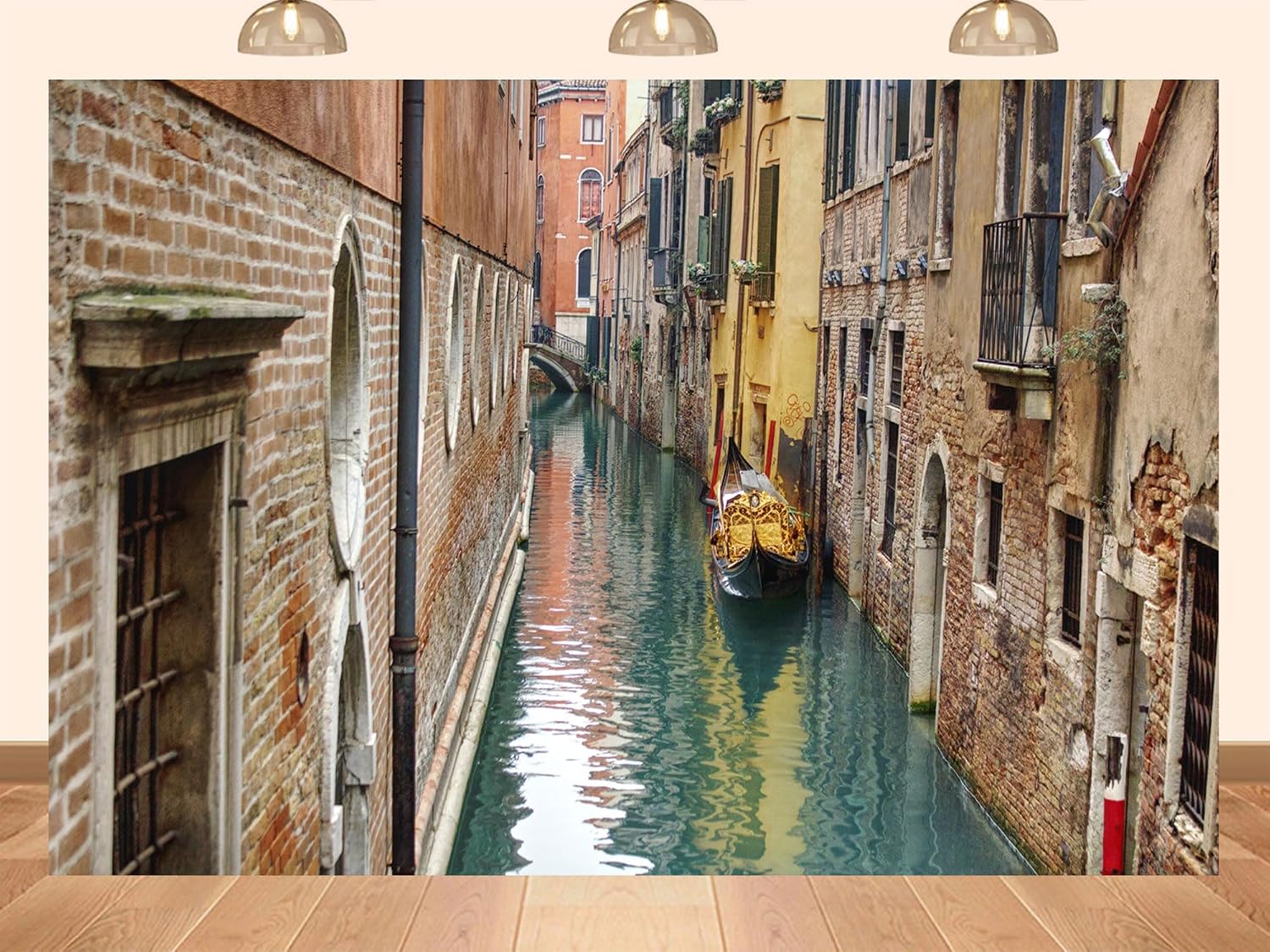 20x10ft Fabric Venice Narrow Canal with Gondola and Historic Buildings Backdrop Historic Cultural Background for Travel Themed Party Decorations Home Wall Hanging Tapestry Photo Booth Props