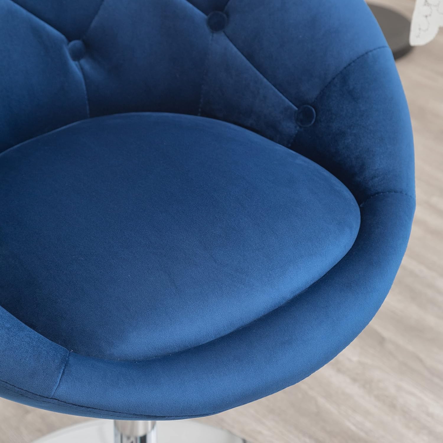 Roundhill Furniture Noas Velvet Upholstered Tufted Back Swivel Accent Chair, Blue