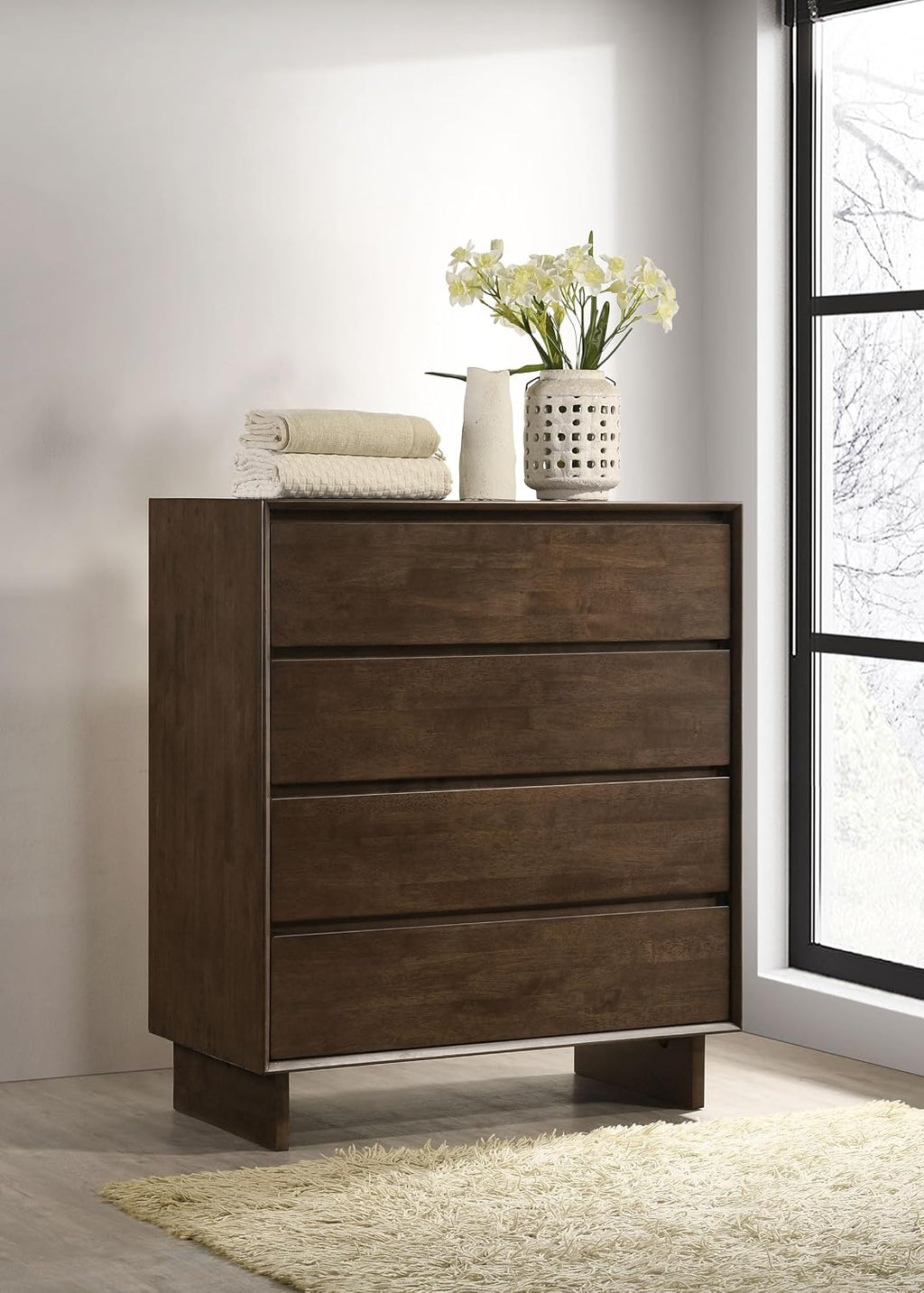 Coaster Home Furnishings - Glenwood - Wood - 4-Drawer Chest of Drawers with Mitered Trim, Felt-Lined Top and Fingertip Pulls - Transitional - Bedroom - Warm Brown - 225015
