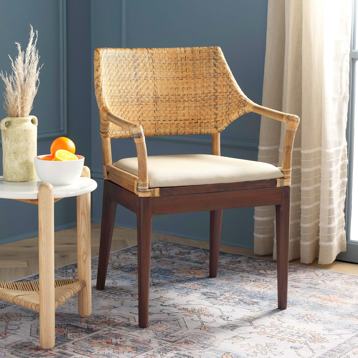 SAFAVIEH Home Collection Carlo Arm Chair, Honey