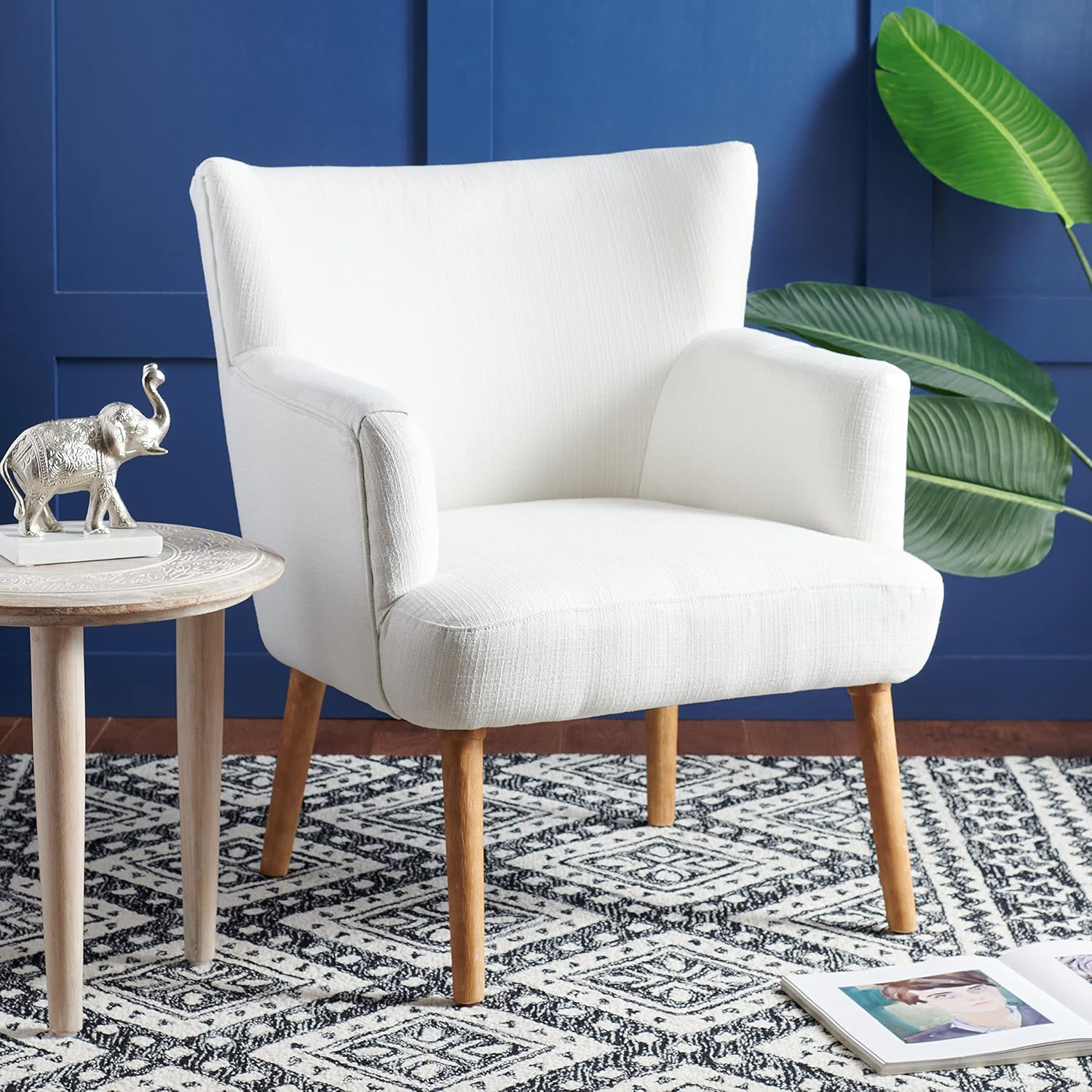 SAFAVIEH Home Collection Delfino White/Natural Accent Chair