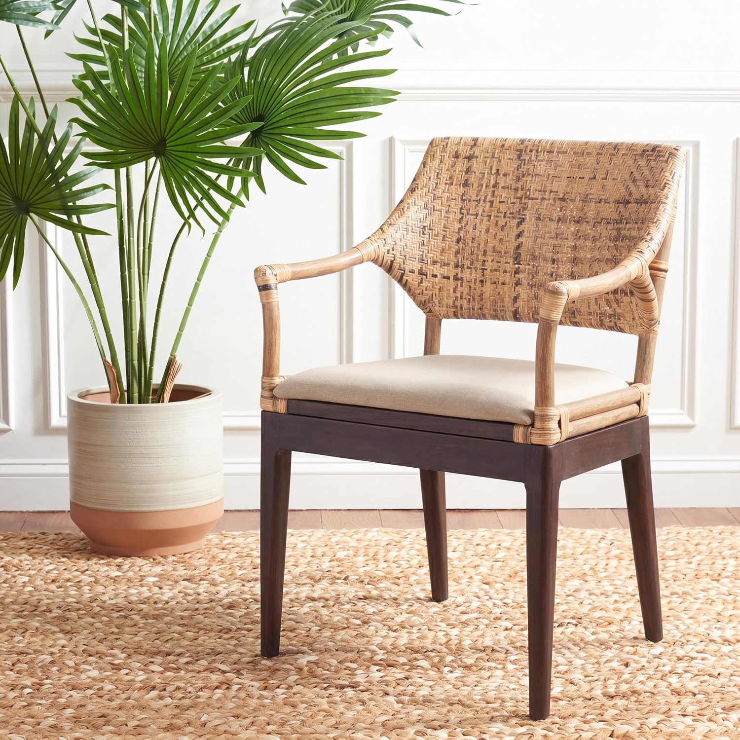 SAFAVIEH Home Collection Carlo Arm Chair, Honey